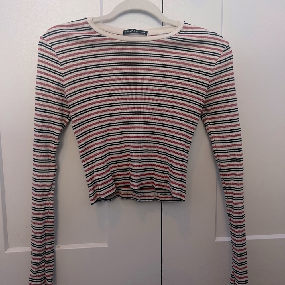 Brandy Melville Long sleeve crop top size S